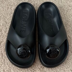 AUTHENTIC LOEWE BELL SANDALS 37
NEW